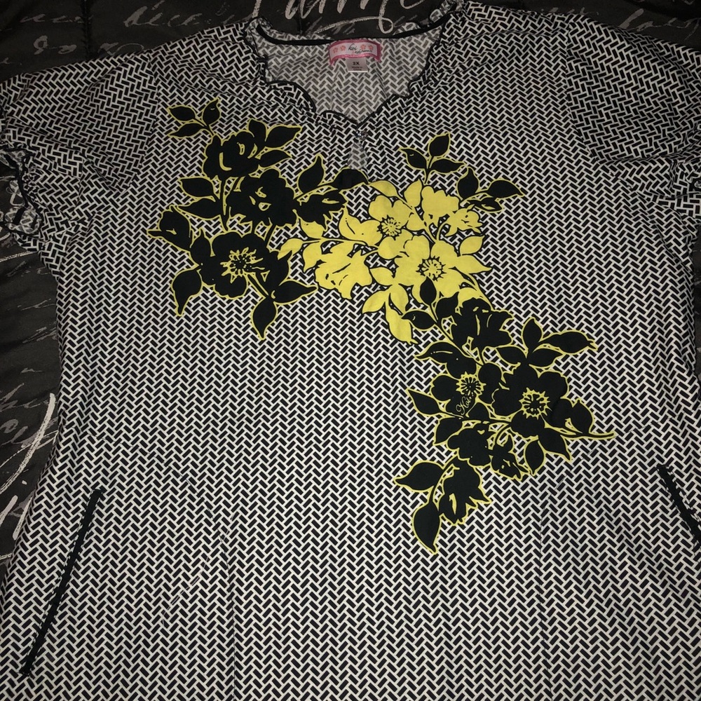 Koi Scrub Top